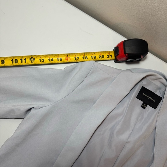 Women’s size 6 Banana Republic Light Blue Suit Jacket Business Blazer - Picture 7 of 7